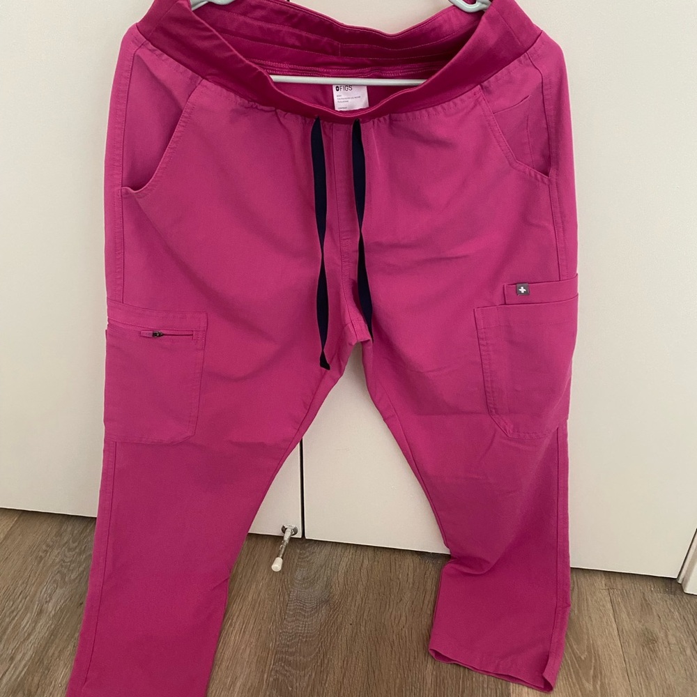 Figs high waisted yola scrub pant medium petite